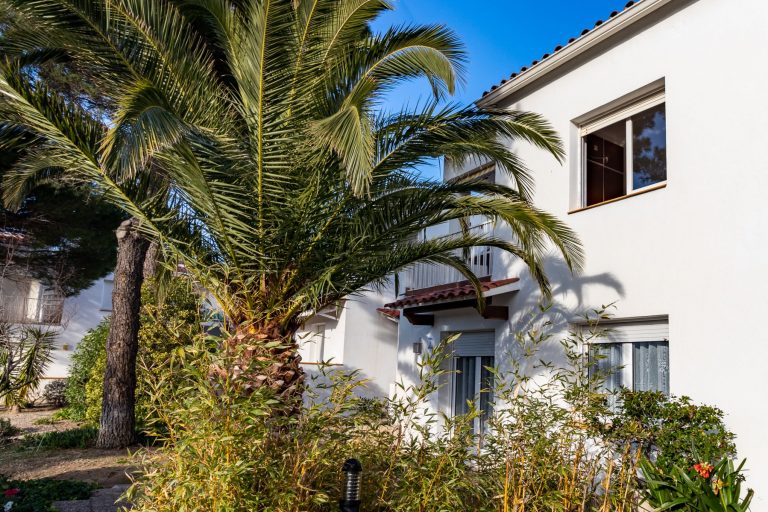 Apartment in Llançà