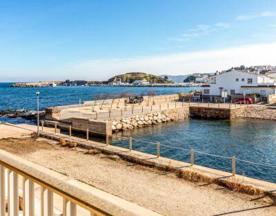 SANT CARLES 20 – Apartamento soleado con vistas al mar