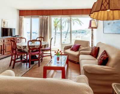 PORT DE LLANÇÀ 30 – Apartamento en 1ª línea de mar