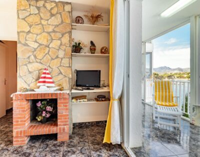 FENER DE BAIX 81 – Bonito apartamento cerca del mar