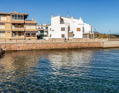 SANT CARLES 20 – Apartamento soleado con vistas al mar