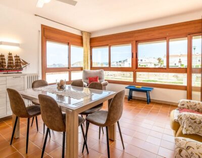 SANT CARLES 20 – Apartamento soleado con vistas al mar