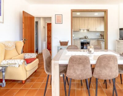SANT CARLES 20 – Apartamento soleado con vistas al mar