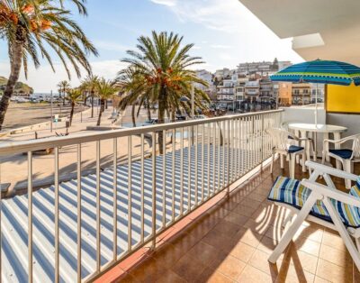 PORT DE LLANÇÀ 30 – Apartamento en 1ª línea de mar