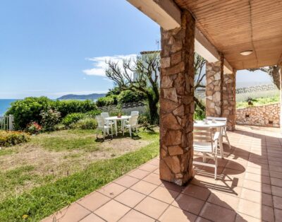 CARBONERES 48 – Apartamento a primera línea de mar