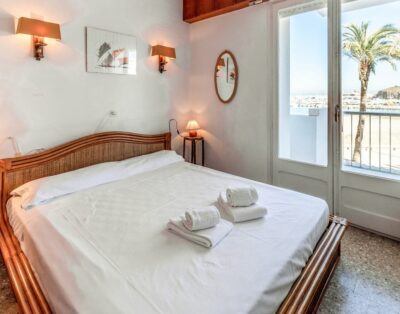 PORT DE LLANÇÀ 30 – Apartamento en 1ª línea de mar