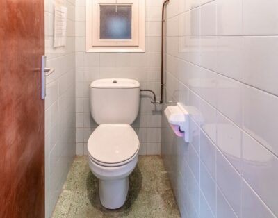 CARBONERES 45 – Apartamento con terraza