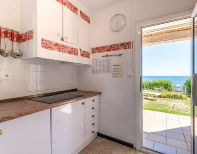 CARBONERES 48 – Apartamento a primera línea de mar