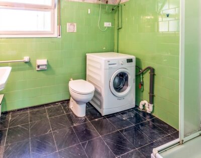 GRIFEU 14 – Apartamento con terraza y jardín