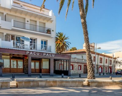 PORT DE LLANÇÀ 30 – Apartamento en 1ª línea de mar