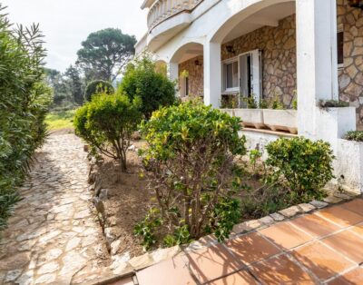 PORT DE LA SELVA 94 – Apartamento con jardín