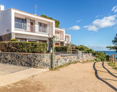 CARBONERES 51 – Casa adosada con preciosas vistas al mar