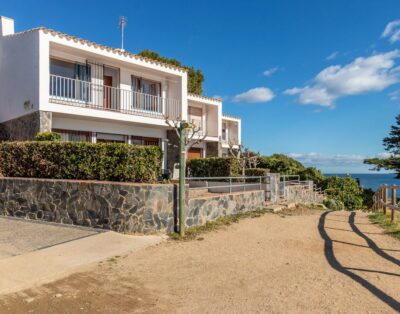 CARBONERES 52 – Casa adosada con preciosas vistas al mar
