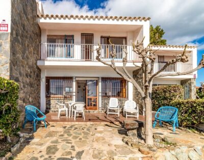 CARBONERES 52 – Casa adosada con preciosas vistas al mar
