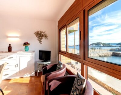 SANT CARLES 23 – Apartamento soleado con vistas al mar