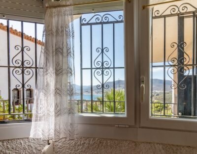 GRIFEU 11 – Apartamento con terraza y vista panorámica