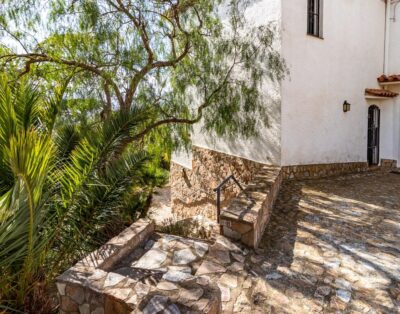 GRIFEU 11 – Apartamento con terraza y vista panorámica