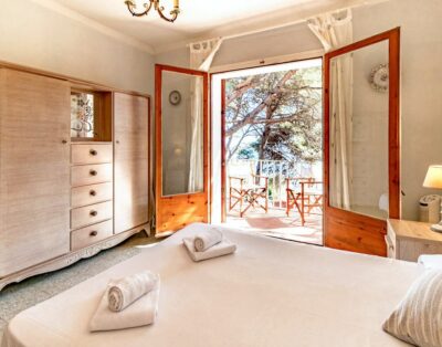 CARBONERES 53 – Apartamento con terraza, jardín y vistas