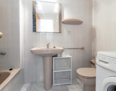 SANT CARLES 25 – Apartamento zona residencial con terraza