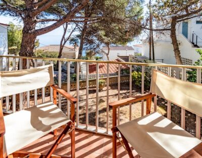 CARBONERES 53 – Apartamento con terraza, jardín y vistas