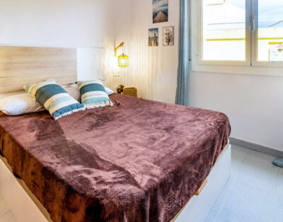 GRIFEU 18 – Apartamento con terraza y vistas