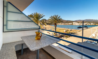 PORT DE LLANÇÀ 34 – Apartament a 1a línia de platja