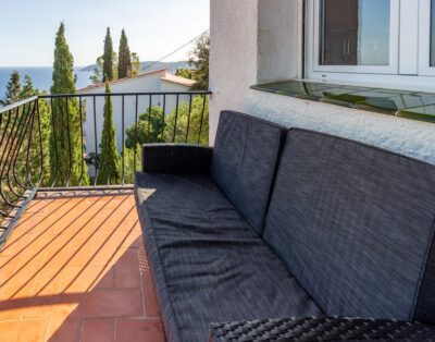 SUPER FENER 93.1 – Apartamento con terraza y vistas