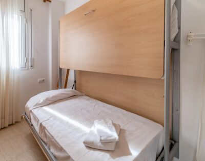 PORT DE LLANÇÀ 37 – Ático con terraza y vistas al mar