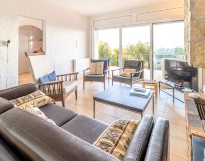 CAU DEL LLOP 71 – Bonito apartamento con terraza