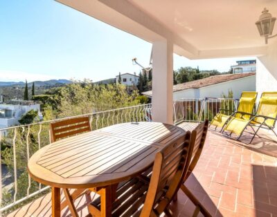 CAP RAS 04.3 – Apartment with terrace and sea views