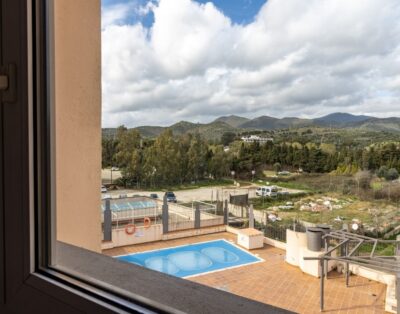PORT DE LLANÇÀ 43 – Top-floor apartment with communal pool