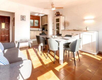 SANT CARLES 23.1 – Sunny apartment with views of the sea and port