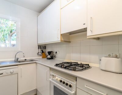 GRIFEU 15.1 – Semi-detached house with communal pool and views