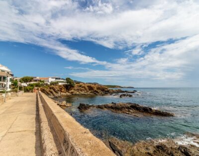 SANT CARLES 23.1 – Sunny apartment with views of the sea and port