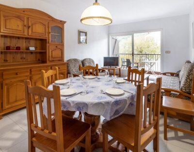 SELVA DE MAR 150 – Apartment in a charming village