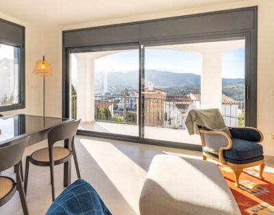 GRIFEU 13 – House with terrace and panoramic views of the coast