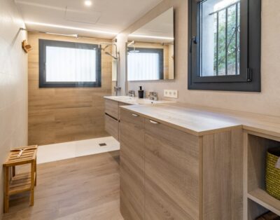 GRIFEU 13 – House with terrace and panoramic views of the coast