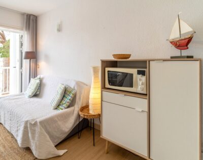 FENER DE BAIX 78 – Beautiful studio-apartment with terrace