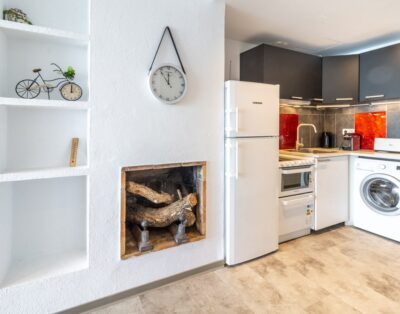 PORT DE LLANÇÀ 29.1 – Apartment right on the seafront
