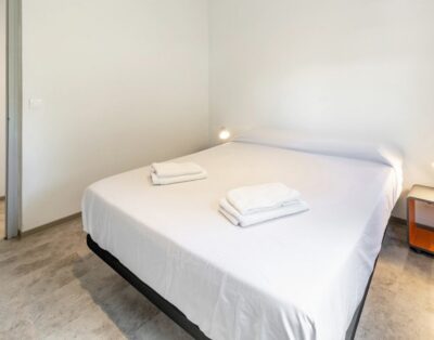 PORT DE LLANÇÀ 29.1 – Apartment right on the seafront