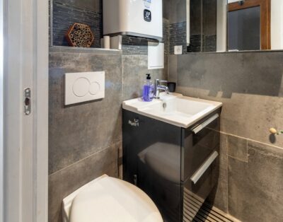 PORT DE LLANÇÀ 29.1 – Apartment right on the seafront