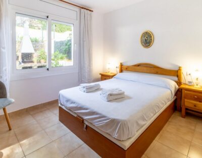 LA COMA 62 – Apartment with patio-garden