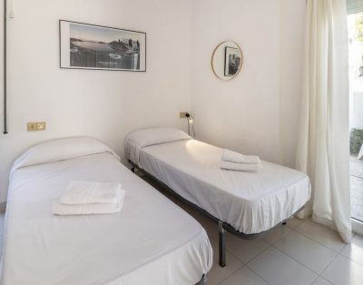 GRIFEU 13.1 – Duplex apartment with 2 terraces and views