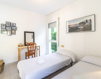 GRIFEU 13.1 – Duplex apartment with 2 terraces and views