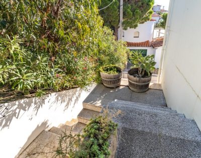 GRIFEU 13.1 – Duplex apartment with 2 terraces and views